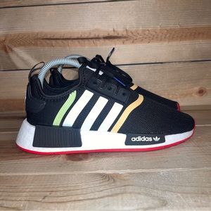 NEW Adidas NMD_R1 Black White Multi-Color Athletic Comfort Sneakers GZ2100 RARE